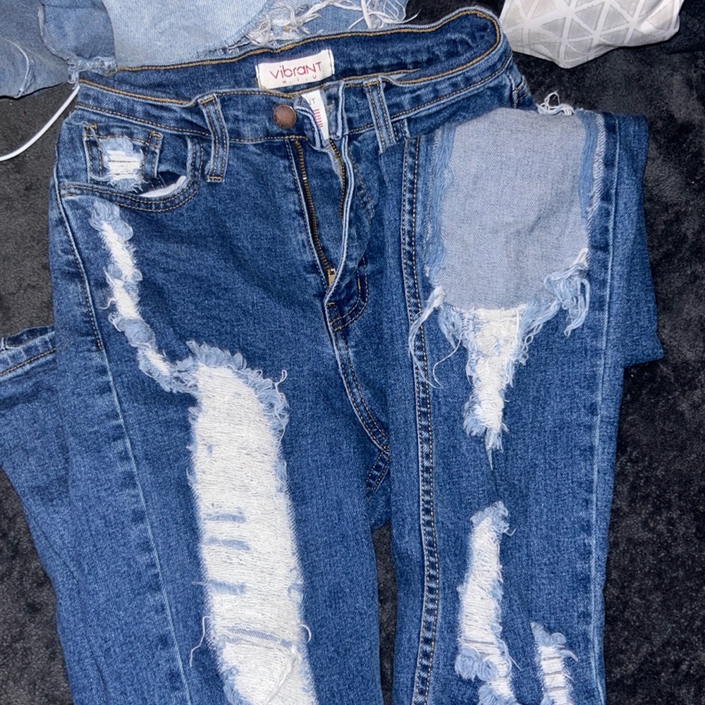 Stressed jeans